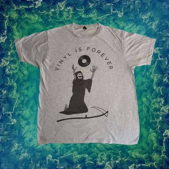 'Vinyl Is Forever' Tee - Picture 1 of 2